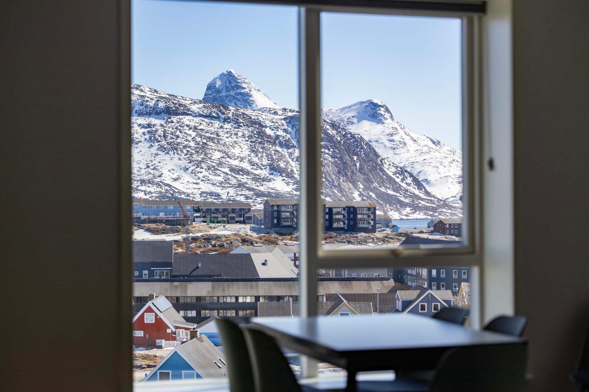 Hotel Aurora Apartments Nuuk Exterior photo