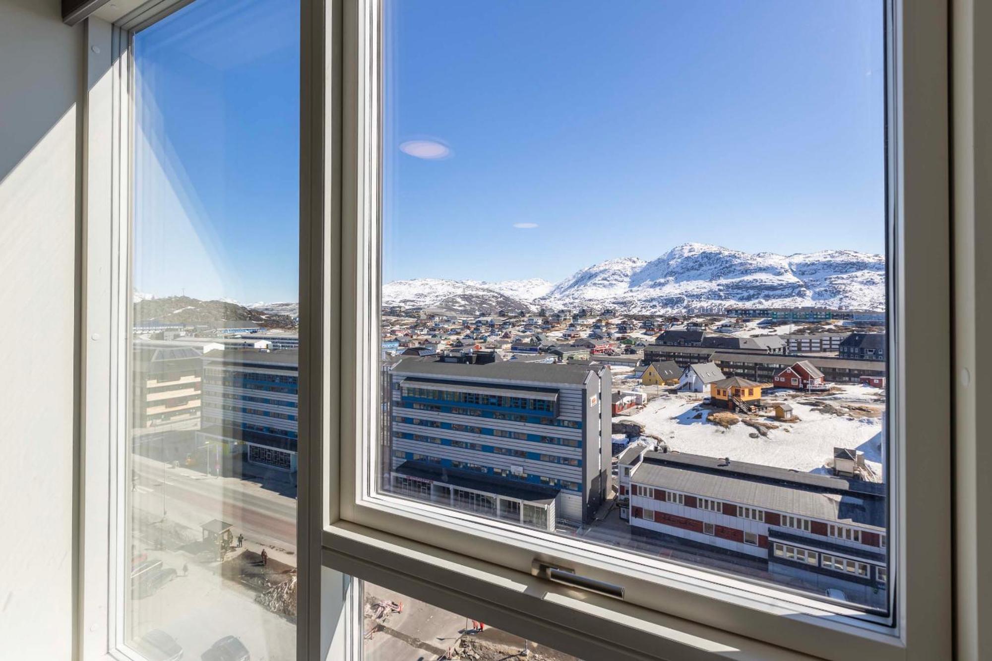 Hotel Aurora Apartments Nuuk Exterior photo